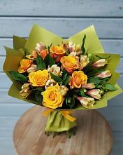 Букет цветов из:  Альстромерии и Розы в Рассвете Ростовской области