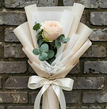Букет цветов из:  Розы в Рассвете Ростовской области
