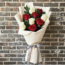 Букет цветов из:  Розы в Рассвете Ростовской области