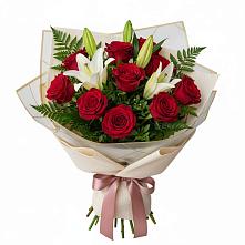 Букет цветов из:  Лилии и Розы в Рассвете Ростовской области