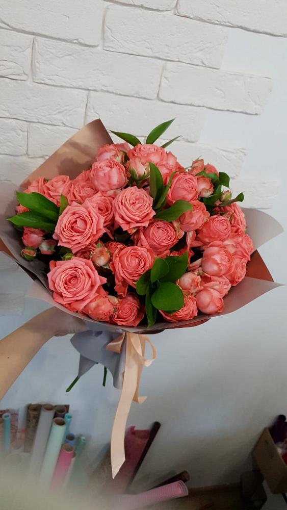 Букет цветов из: Розы в Рассвете Ростовской области