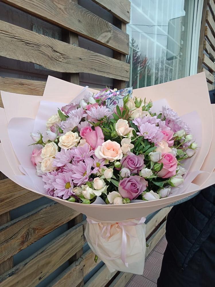 Букет цветов из: Розы и Хризантемы в Рассвете Ростовской области