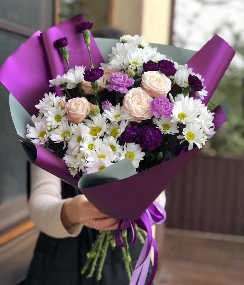 Букет цветов из: Хризантемы, Гвоздики и Розы в Рассвете Ростовской области