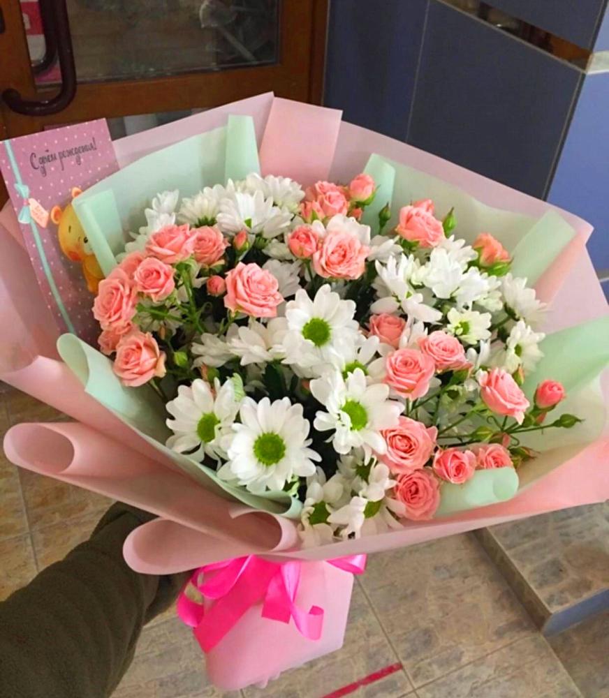 Букет цветов из: Розы и Хризантемы в Рассвете Ростовской области