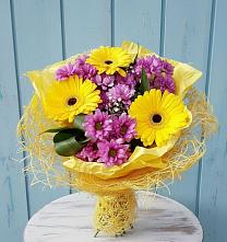 Букет цветов из:  Хризантемы и Герберы в Рассвете Ростовской области