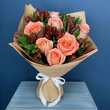 Букет цветов из:  Розы и Альстромерии в Рассвете Ростовской области