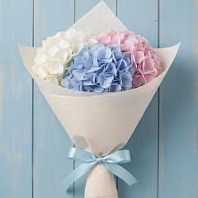 Букет цветов из:  Гортензия в Рассвете Ростовской области