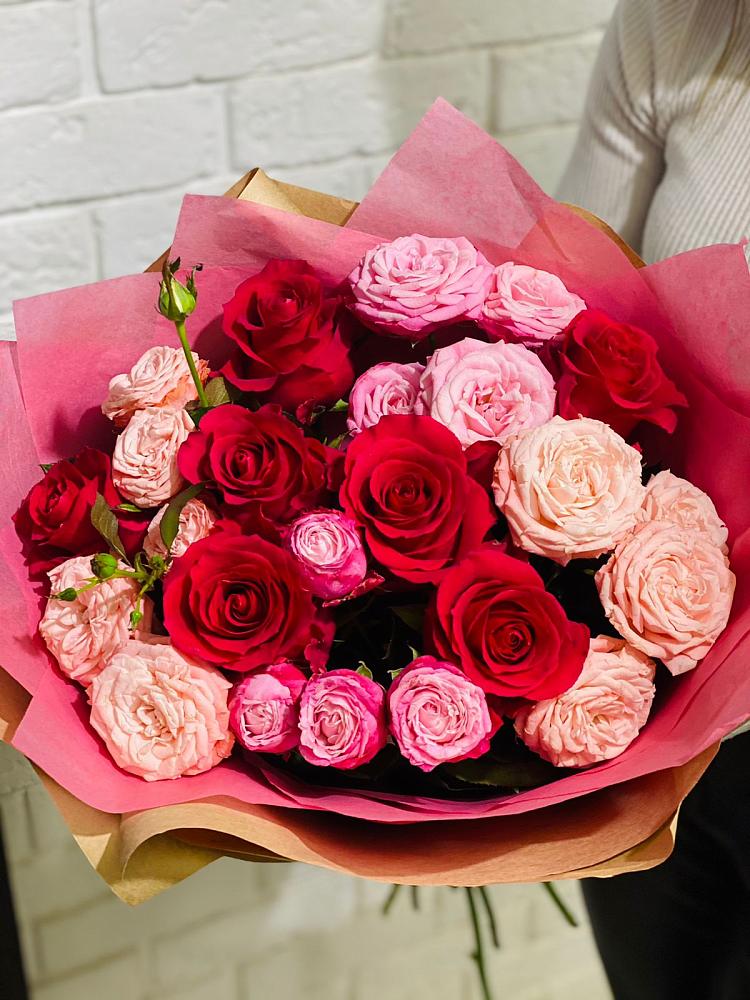 Букет цветов из: Розы в Рассвете Ростовской области