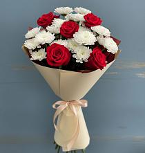 Букет цветов из:  Розы и Хризантемы #REPLACE_PRED# Рассвете Ростовской области