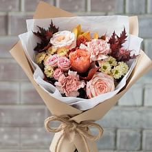 Букет цветов из:  Гвоздики, Хризантемы и Розы в Рассвете Ростовской области