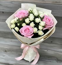 Букет цветов из:  Розы в Рассвете Ростовской области