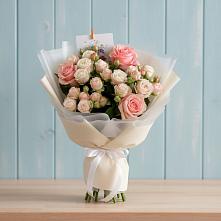 Букет цветов из:  Розы в Рассвете Ростовской области